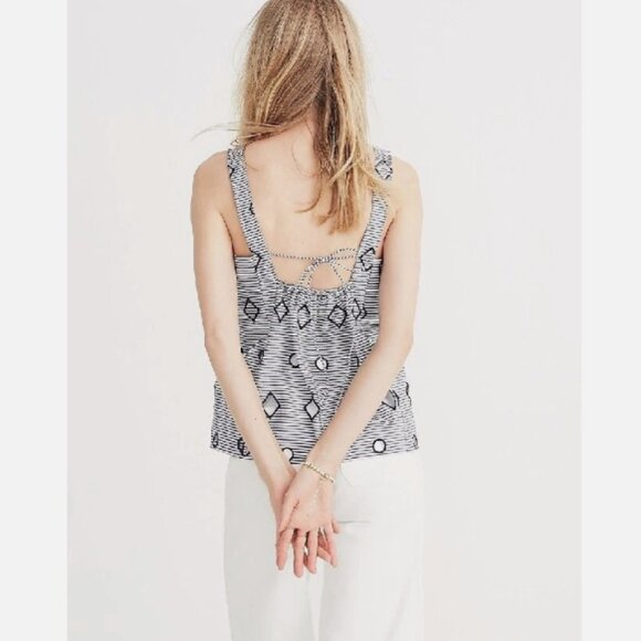 Madewell Embroidered Apron Tank - Picture 2 of 9